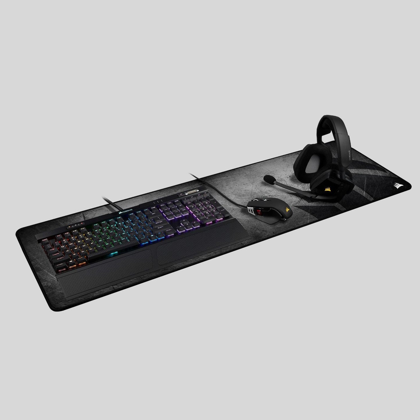Corsair MM300 Pro Extended Large Gaming Mouse Pad