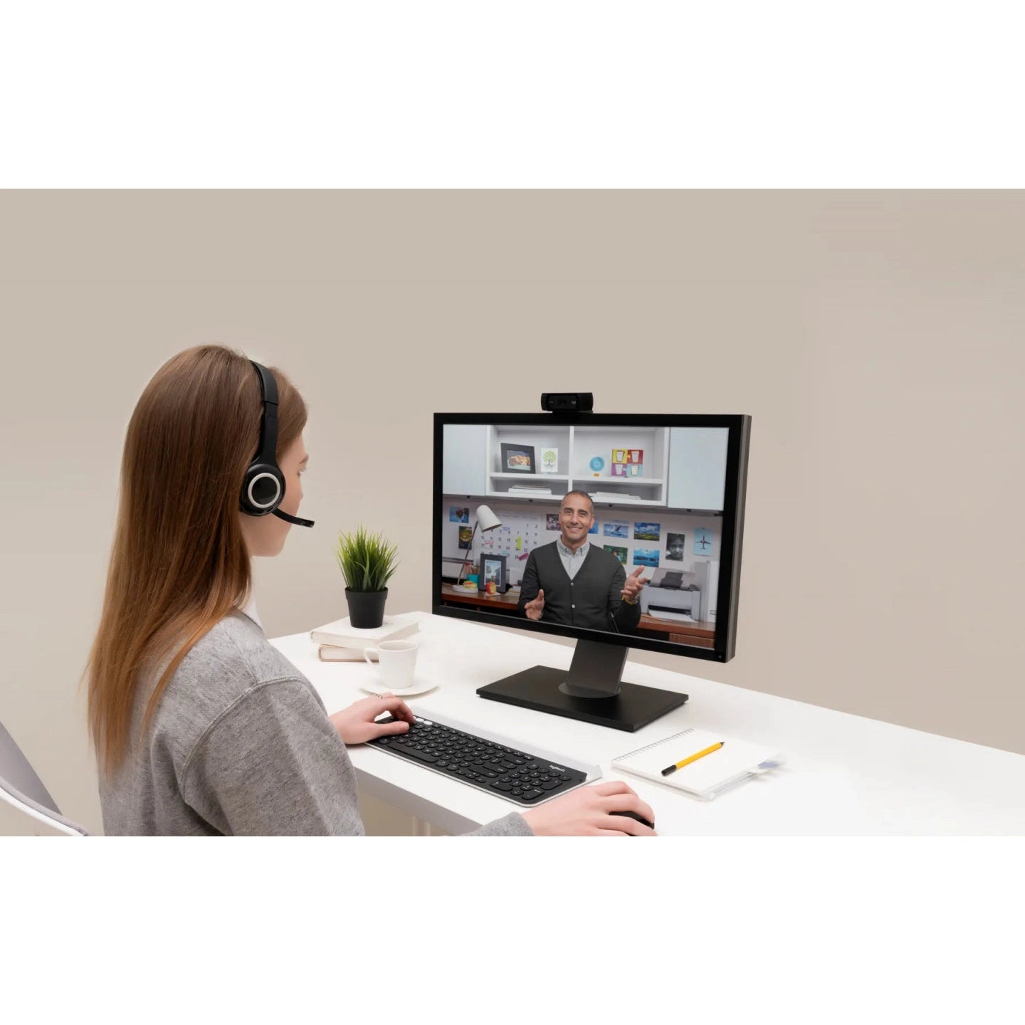 Logitech HD Pro C920 Full HD 1080p 3MP Webcam with Built-In Mic Black