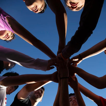 Adidas OCEAUNZ Pro - Official Match Ball Women's Football Soccer World Cup  - Size 5 (White/Navy/Blue)
