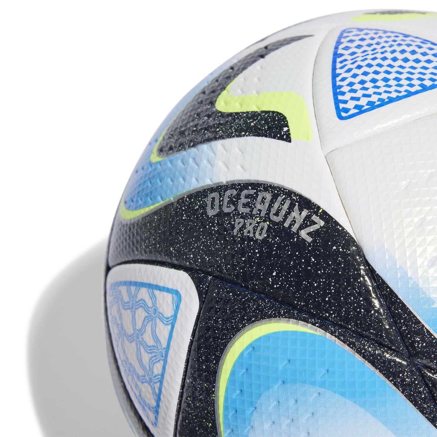 Adidas OCEAUNZ Pro - Official Match Ball Women's Football Soccer World Cup  - Size 5 (White/Navy/Blue)