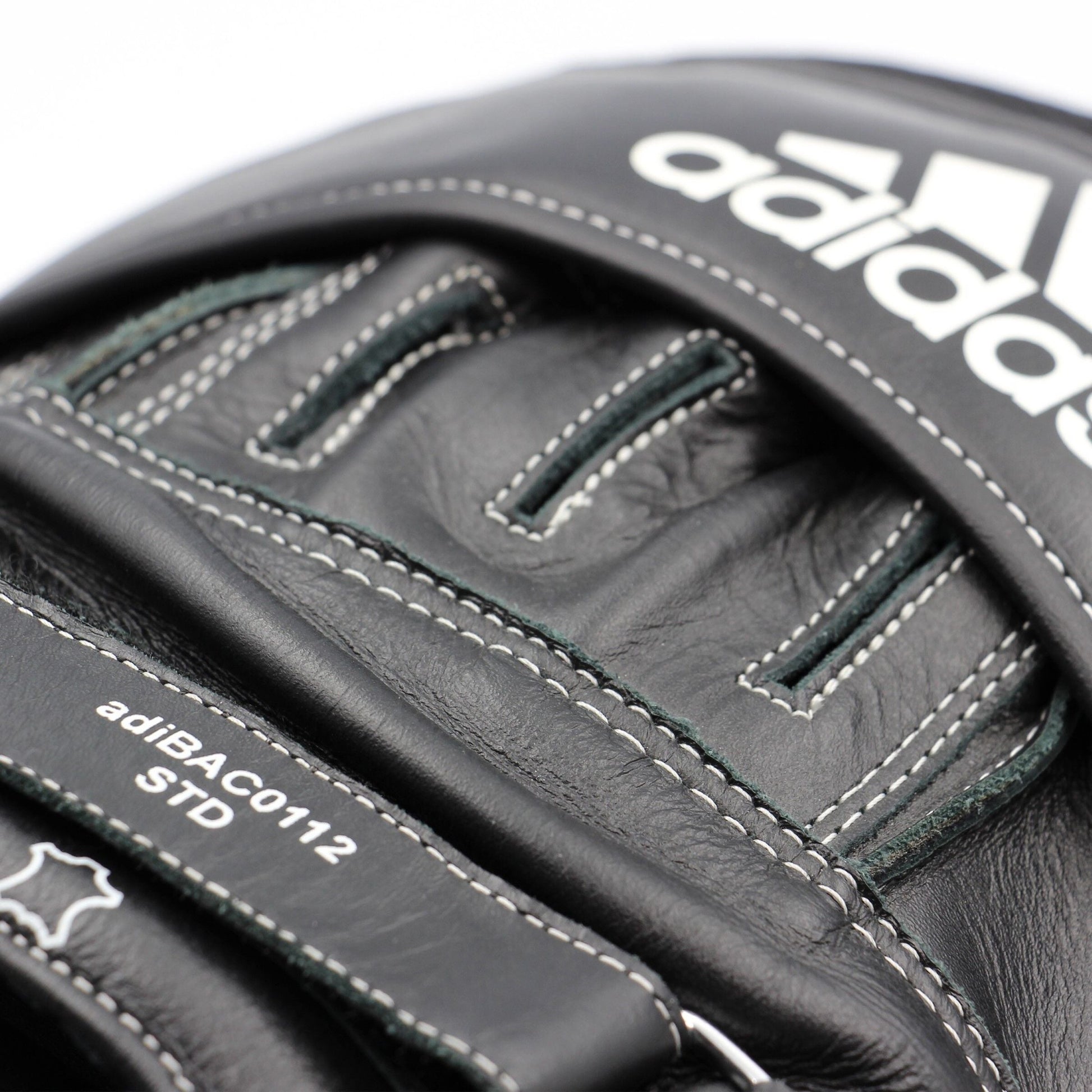 Adidas Ultimate Classic Air Focus Mitts Vacuum Pads Pro Boxing Mitt Pad Pair Black/White