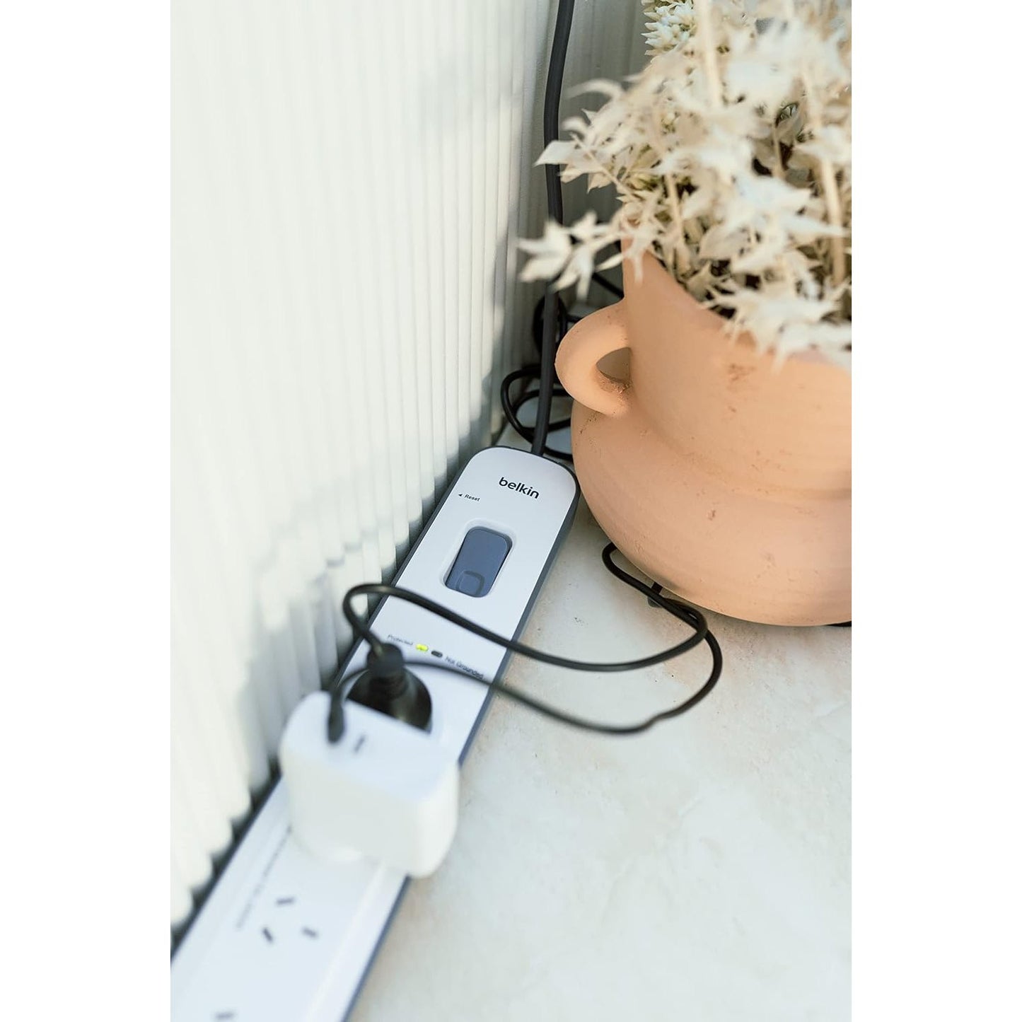 Belkin 4-Outlet Surge Protection Strip with 2x USB-A 2.4 Amp Charging Ports (White/Grey)