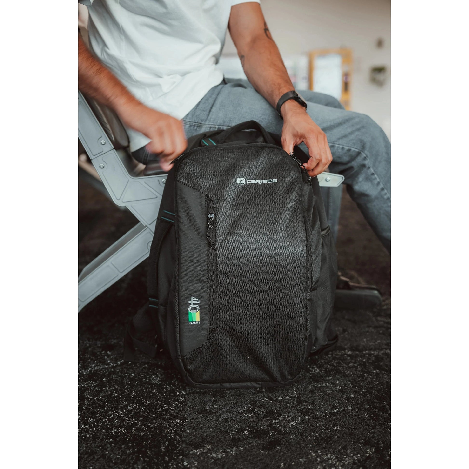 Caribee Traveller 40 Carry-On Backpack Travel Bag 40L Black