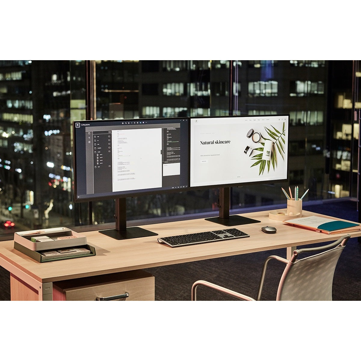 Samsung ViewFinity S8 S80UD LS27D804U 27" | 4K UHD 3840x2160 | 16:9 | 5ms | 60Hz IPS | Business Monitor
