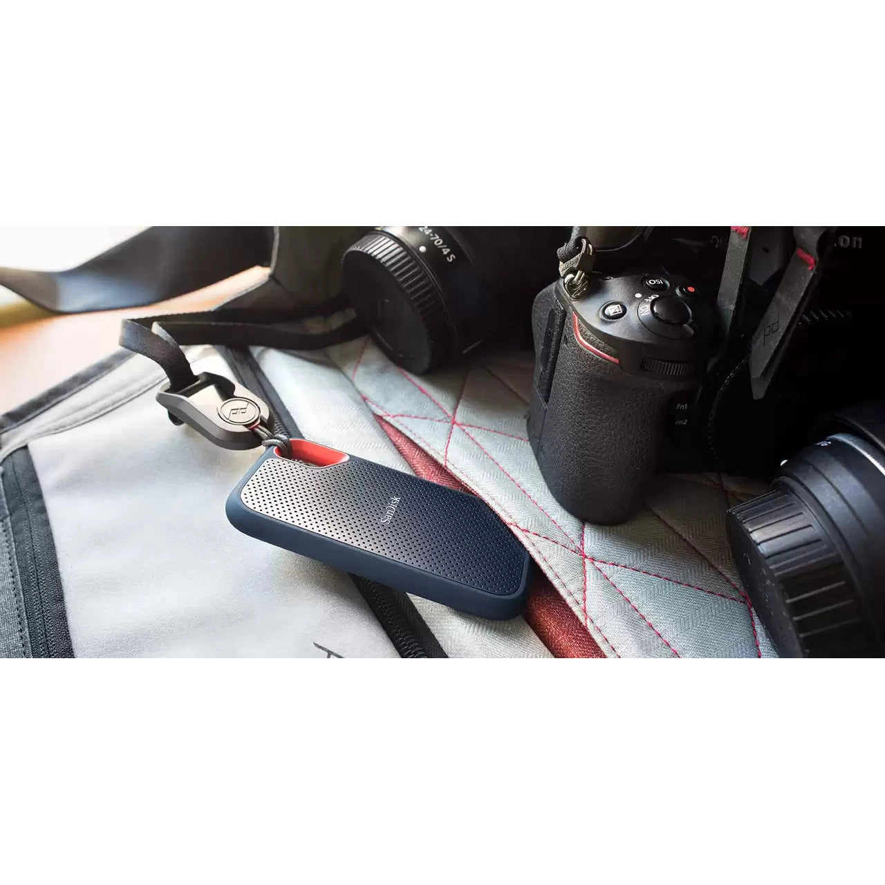 SanDisk Extreme Portable 1TB SSD SDSSDE61 USB 3.2 Gen 2 (5 Years Warranty)