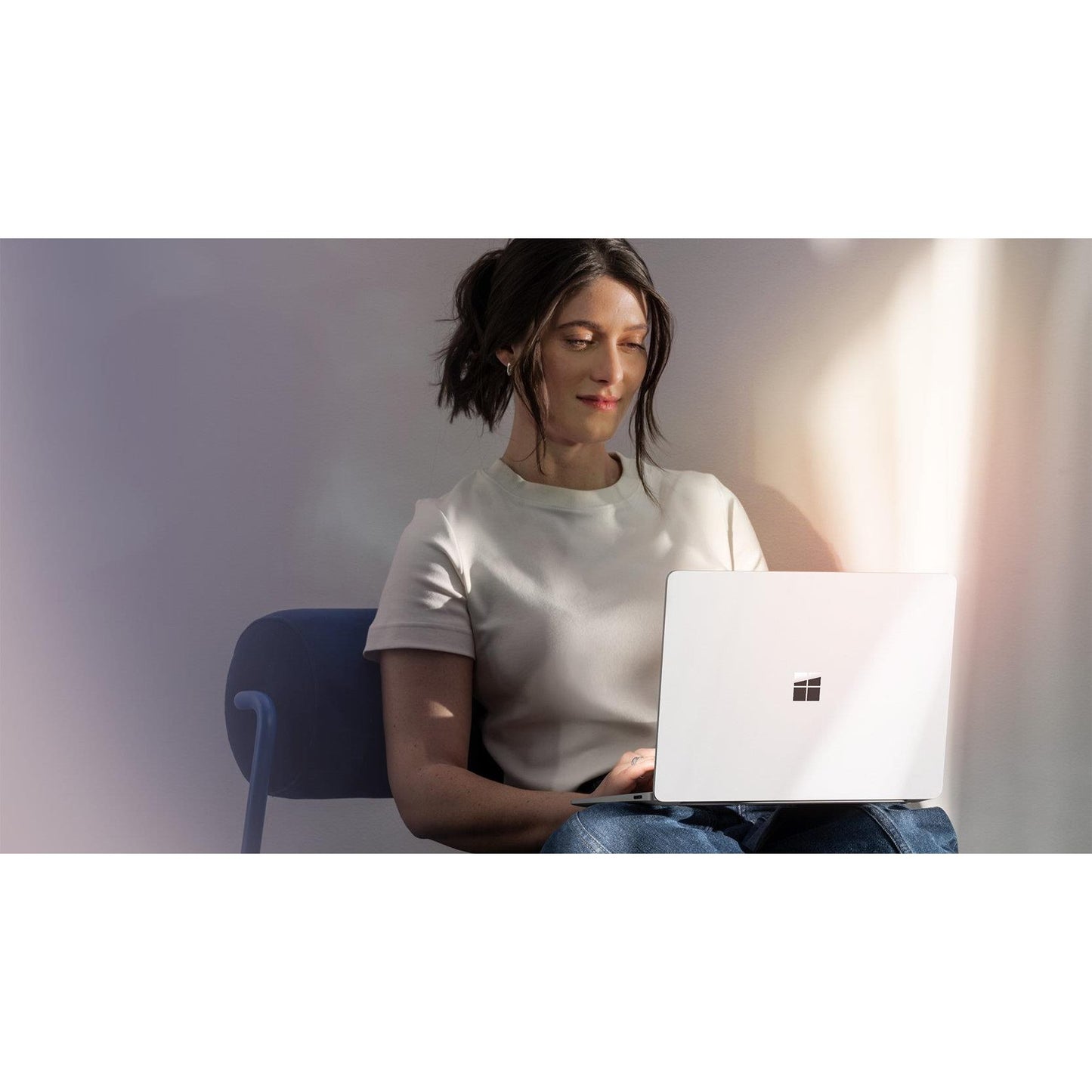 Microsoft Surface 13.8" Touch (7th Edition) for Business | Qualcomm Adreno GPU | Copilot+ PC | Laptop (Platinum)