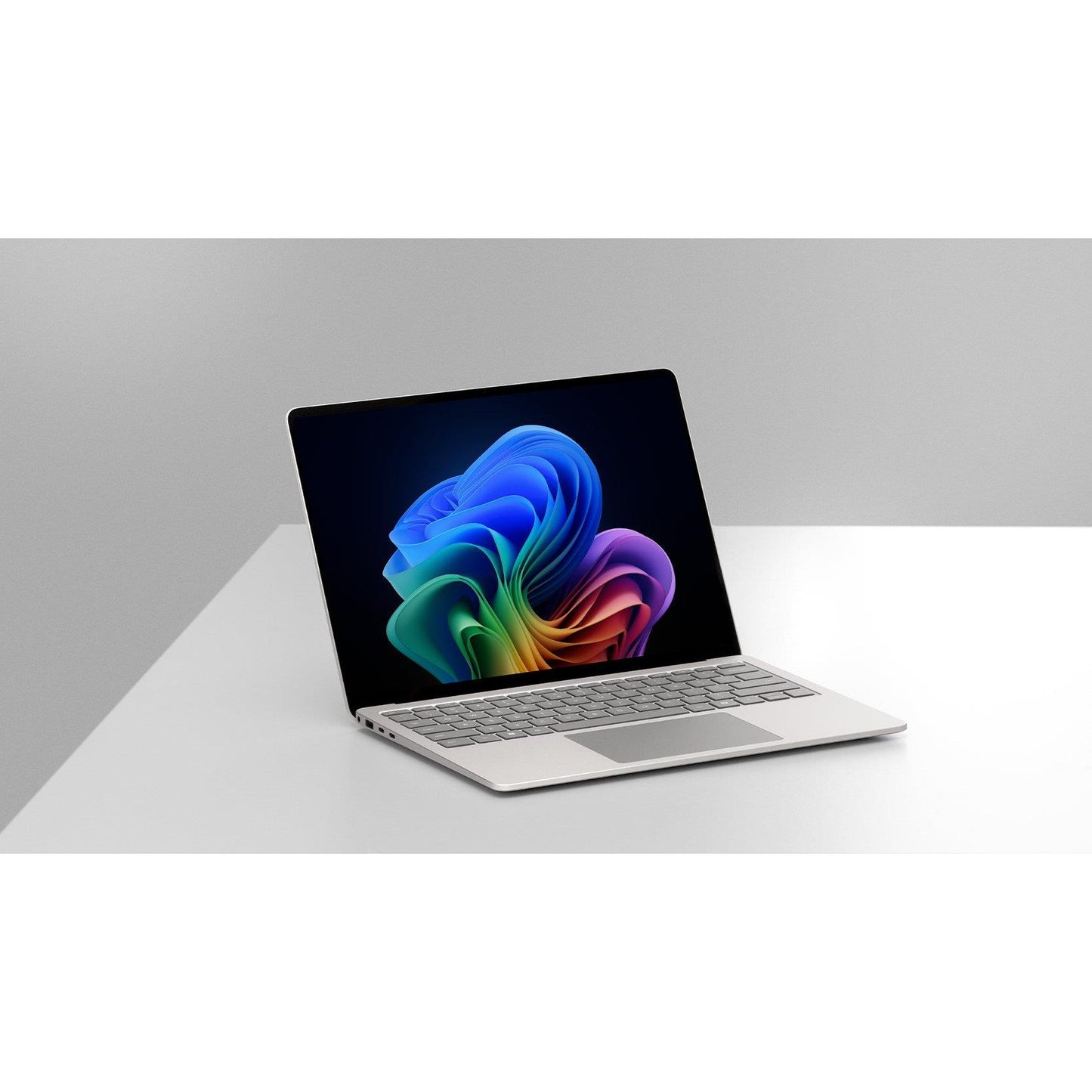 Microsoft Surface 13.8" Touch (7th Edition) for Business | Qualcomm Adreno GPU | Copilot+ PC | Laptop (Platinum)